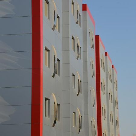 Silver City 2 Business Hotel Apartments เจดดาห์ ภายนอก รูปภาพ