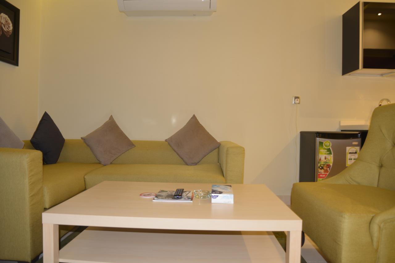 Silver City 2 Business Hotel Apartments เจดดาห์ ภายนอก รูปภาพ